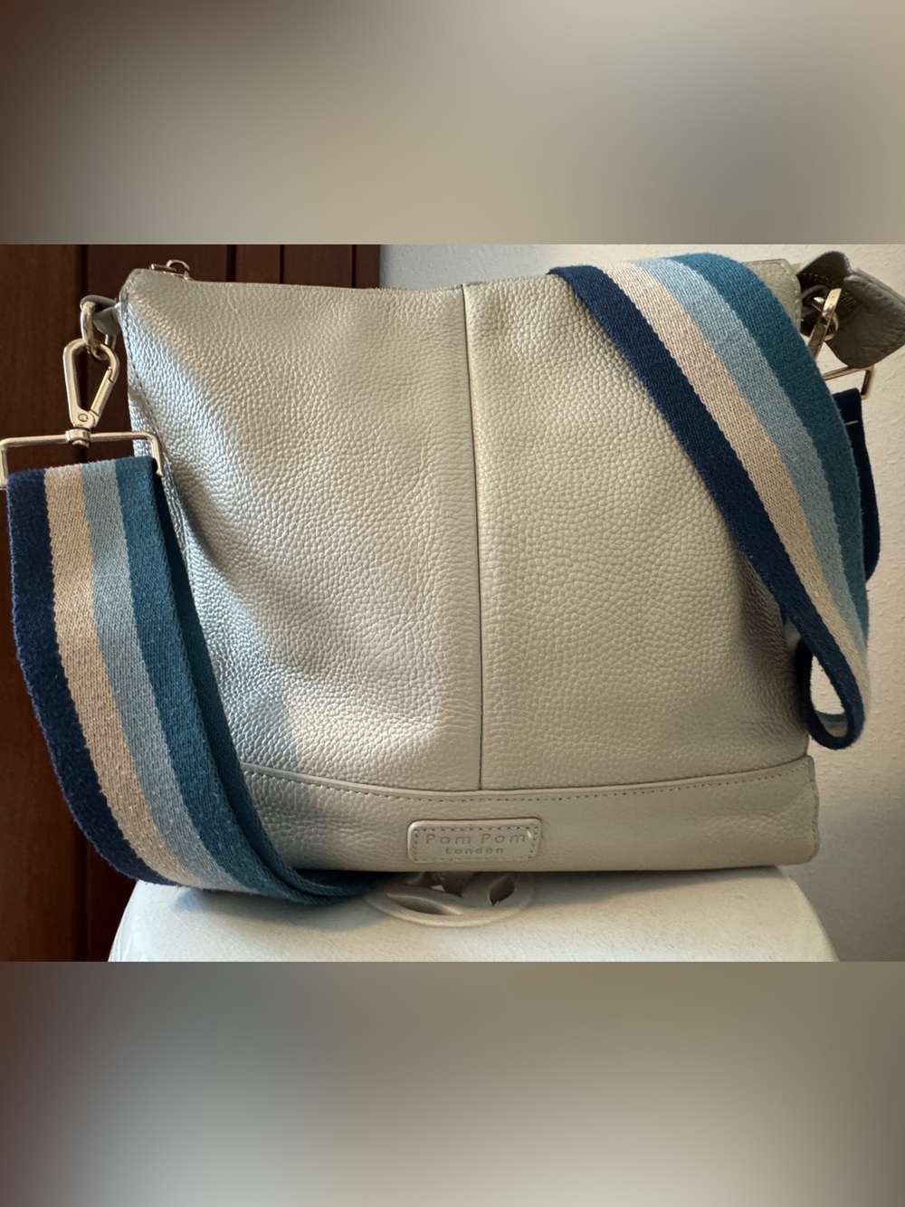 Pom Pom London Leather Crossbody Bag in Light Gray with Blue Stripe Strap